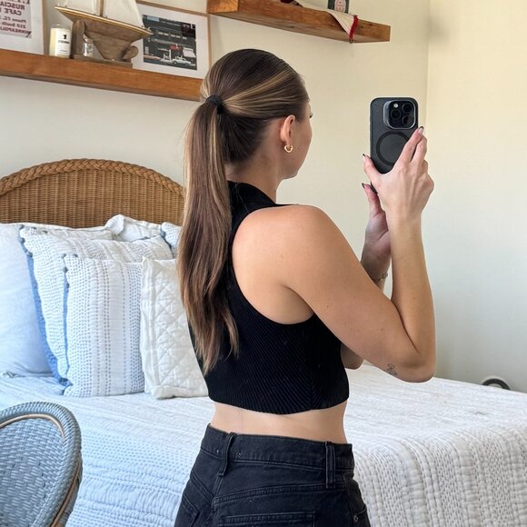 Aritzia Black Sculpt Knit Tank - Picture 3 of 5